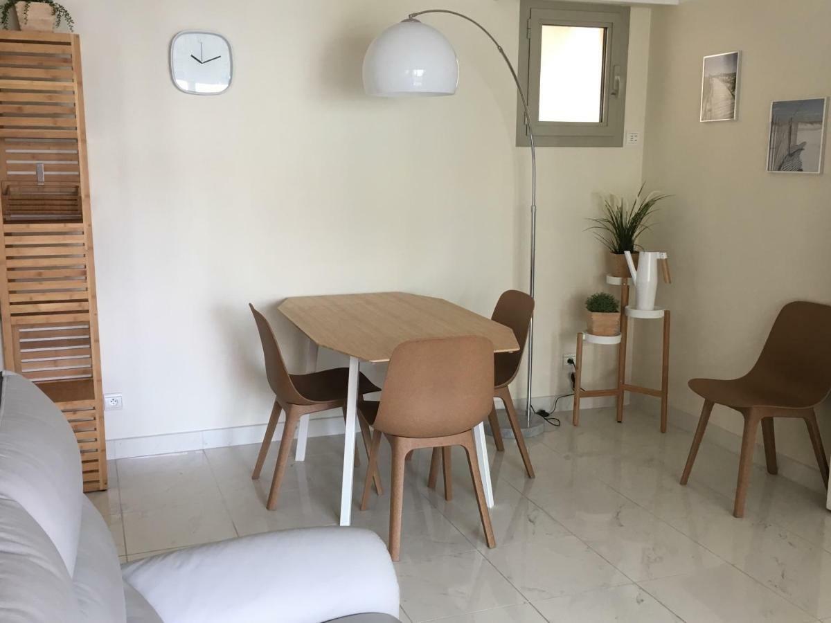 Quiet Flat Next To The Beach Nice Luaran gambar